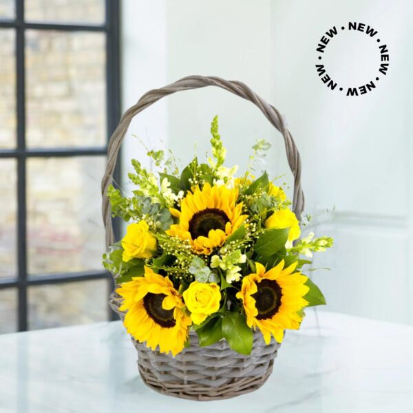 Sunflowers and yellow rose flower basket delivery. roxanas flowers. www.roxanas.co.uk